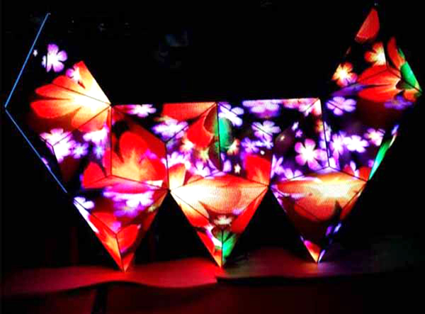 Maaayos pa ba ang full-color na LED display na may color distortion pagkatapos pumasok ang tubig sa tag-ulan?